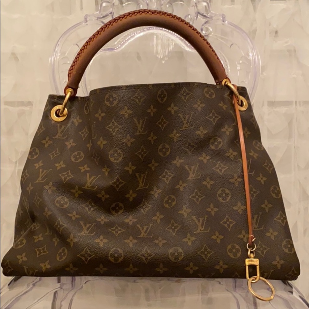 Louis Vuitton Monogram Artsy MM